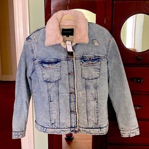 Banana Republic denim jacket with removable faux fir collar